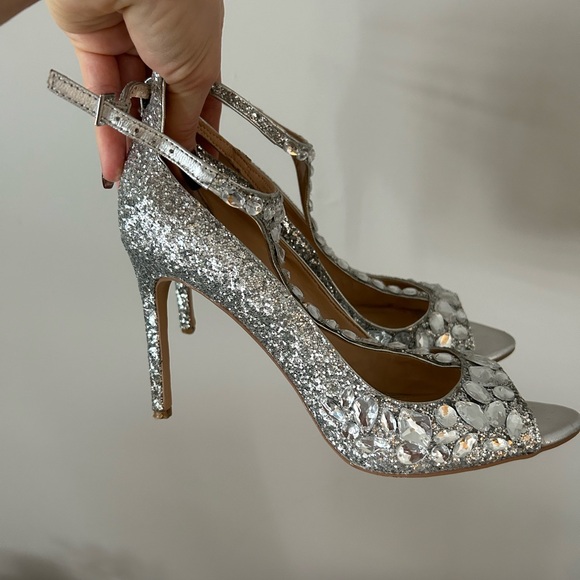 Jewel Badgley Mischka Sparkling Silver Heels, 9,5 - Picture 9 of 12